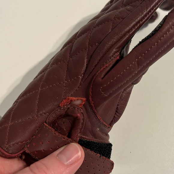 Roland Sands RSD Women’s Motorcycle Gloves - Picture 4 of 6